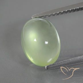 2.68ct Natural Verde lima Prehnite, Ovalada, Transparente