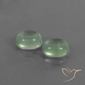 Gemas de Prehnite Verde cálido natural de 4.04 ct, Ovalada, Transparente
