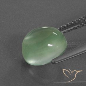 Prehnite Verde lima natural de 4.17 ct, Ovalada, Transparente