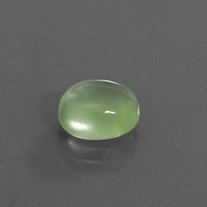 Prehnita verde natural de 3,00 ct, corte óvalo, transparente