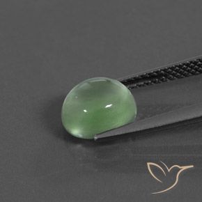 Prehnite Verde claro natural de 2.46 ct, Ovalada, Transparente