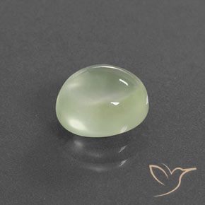 Prehnite Verde Oliva natural de 3.29 ct, Ovalada, Transparente / Translúcido