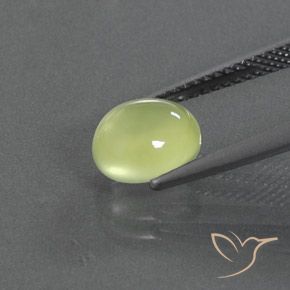 Prehnite Amarillo claro natural de 2.00 ct, Ovalada, Transparente / Translúcido