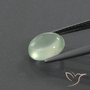 Prehnite Verde amarillento pálido natural de 2.18 ct, Ovalada, Transparente