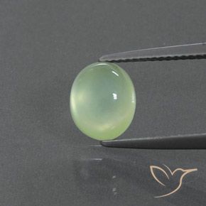 2.34ct Natural Verde amarillento claro Prehnite, Ovalada, Transparente / Translúcido