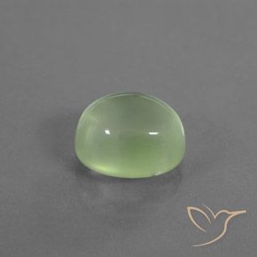 Prehnite Verde pera pálido natural de 3.45 ct, Ovalada, Transparente / Translúcido