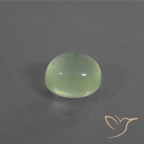 Prehnite Verde medio natural de 2.73 ct, Ovalada, Transparente / Translúcido
