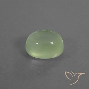 Prehnite Verde medio natural de 3.39 ct, Ovalada, Transparente