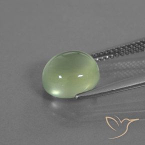 Prehnite Verde claro natural de 3.05 ct, Ovalada, Transparente