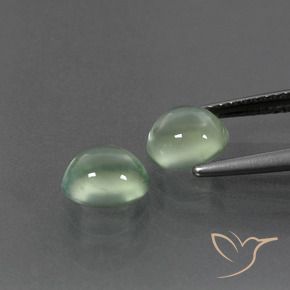 Gemas de Prehnite Verde pera claro natural de 2.70 ct, Ovalada, Transparente