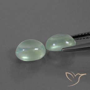 Gemas de Prehnite Verde pera claro natural de 2.74 ct, Ovalada, Transparente