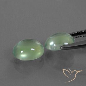 Gemas de Prehnite Verde claro natural de 2.36 ct, Ovalada, Transparente