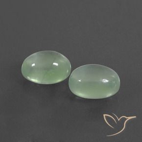 Gemas de Prehnite Verde amarillento pálido natural de 4.12 ct, Ovalada, Transparente