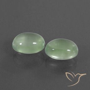 Gemas de Prehnite Verde pera claro natural de 3.62 ct, Ovalada, Transparente