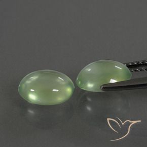 Gemas de Prehnite Verde medio natural de 3.94 ct, Ovalada, Transparente