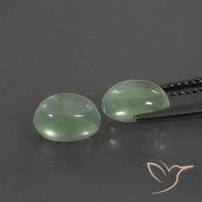 Gemas de Prehnite Verde cálido natural de 3.04 ct, Ovalada, Transparente