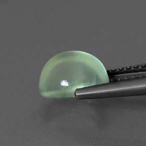 Prehnita verde natural de 1,84 ct, corte óvalo, transparente