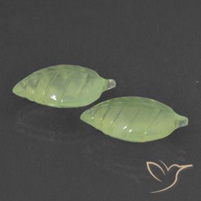 Gemas de Prehnite Verde pera pálido natural de 12.86 ct, Elegante, Translúcido