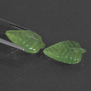 Gemas de prehnita verde natural de 8,96 ct, forma elegante, translúcido