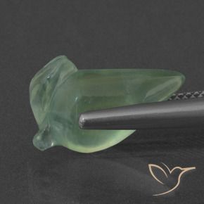 Prehnite Verde claro natural de 6.37 ct, Elegante, Translúcido