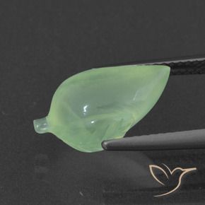 Prehnite Verde medio natural de 5.55 ct, Elegante, Translúcido