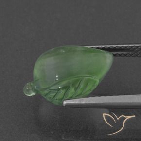 Prehnite Verde medio natural de 6.40 ct, Elegante, Translúcido