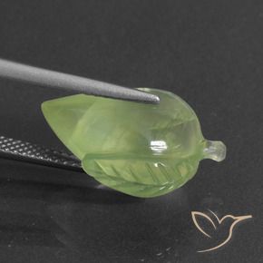 Prehnite Verde amarillento natural de 10.11 ct, Elegante, Translúcido