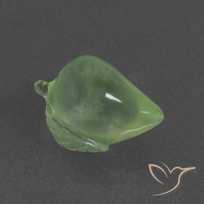 Prehnite Verde medio natural de 8.27 ct, Elegante, Translúcido