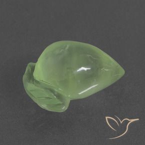 Prehnite Verde medio natural de 10.20 ct, Elegante, Translúcido