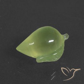 Prehnite Verde cálido natural de 12.14 ct, Elegante, Translúcido