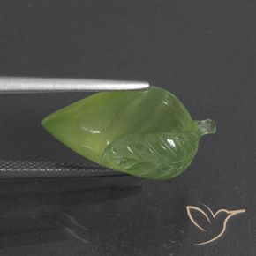 Prehnite Verde medio natural de 11.58 ct, Elegante, Translúcido