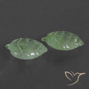 Gemas de Prehnite Verde cálido natural de 13.08 ct, Elegante, Translúcido