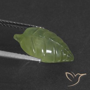 Prehnite Verde medio natural de 5.08 ct, Elegante, Translúcido