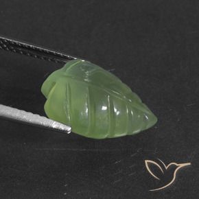 Prehnite Verde pera natural de 5.97 ct, Elegante, Translúcido