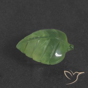 Prehnite Verde medio natural de 6.21 ct, Elegante, Translúcido