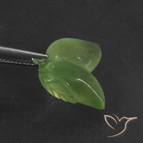 Prehnite Verde medio natural de 12.52 ct, Elegante, Translúcido