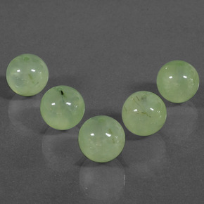 Gemas de prehnita verde natural de 47,79 ct, esfera / bola, translúcido
