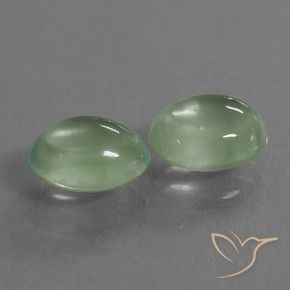 Gemas de Prehnite Verde pera claro natural de 3.79 ct, Ovalada, Transparente