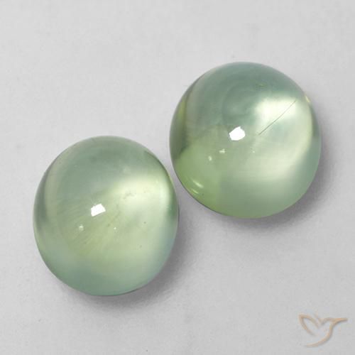 Gemas de Prehnite Verde pera claro natural de 3.37 ct, Ovalada, Transparente