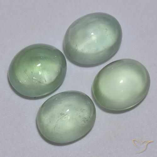 Gemas de Prehnite Verde claro natural de 5.50 ct, Ovalada, Transparente