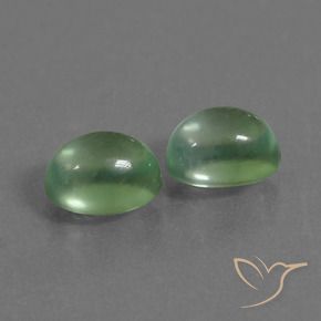 Gemas de Prehnite Verde terroso natural de 2.40 ct, Ovalada, Transparente