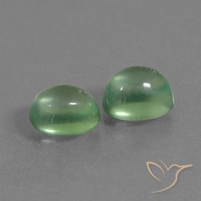 Gemas de Prehnite Verde medio natural de 2.46 ct, Ovalada, Transparente