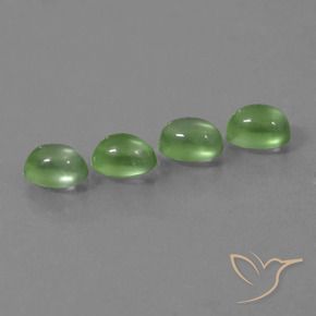 Gemas de Prehnite Verde medio natural de 4.35 ct, Ovalada, Transparente