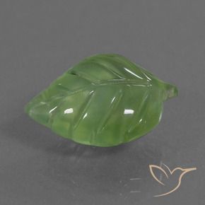 Prehnite Verde medio natural de 6.81 ct, Elegante, Transparente