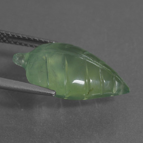 Prehnite Verde natural de 8.78 ct, Forma elegante, Transparente