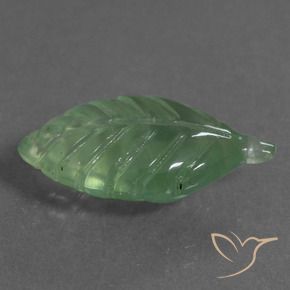 Prehnite Verde frío natural de 6.76 ct, Elegante, Transparente