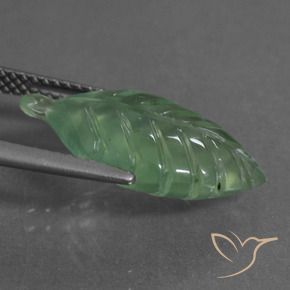 Prehnite Verde frío natural de 6.76 ct, Elegante, Transparente