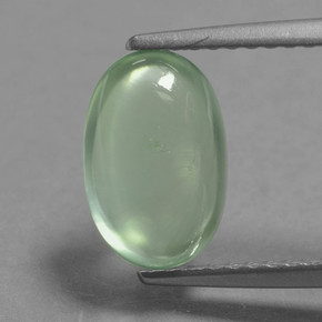 Prehnita verde natural de 2,05 ct, corte óvalo, translúcido
