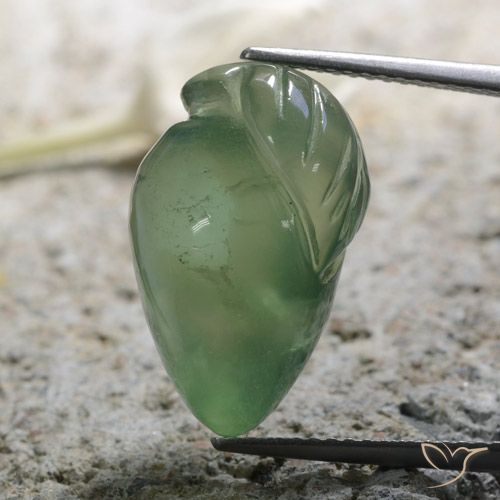 14.60ct Natural Verde terroso Prehnite, Elegante, Translúcido