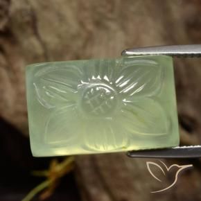 Prehnite Verde claro natural de 21.18 ct, Corte Flor, Translúcido